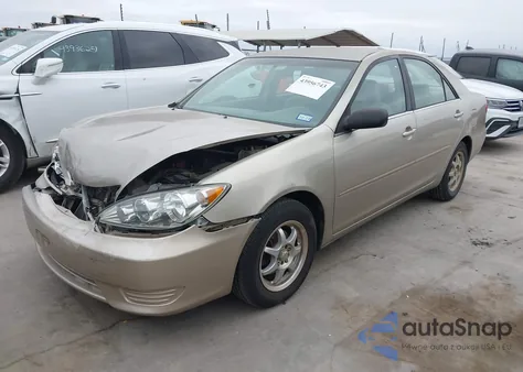 2006 Toyota Camry Le z USA, uszkodzony, nr VIN 4T1BE32K76U129375